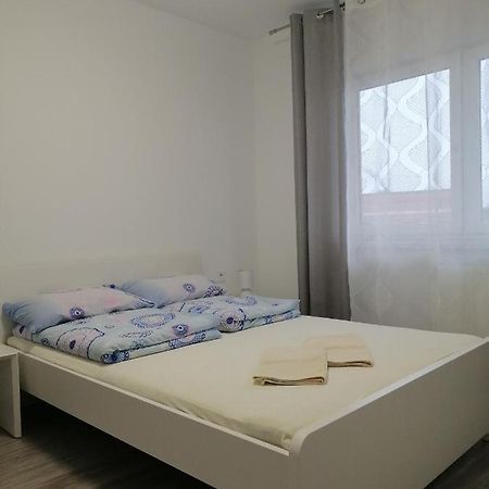 Noclegi U Eugenii Licheń Stary Exterior foto